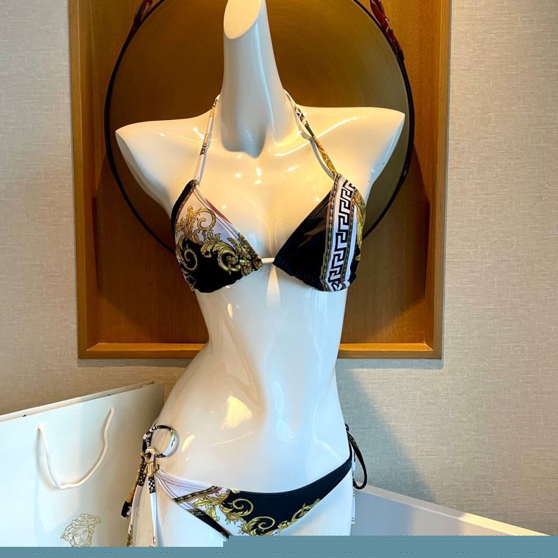 VERSACE